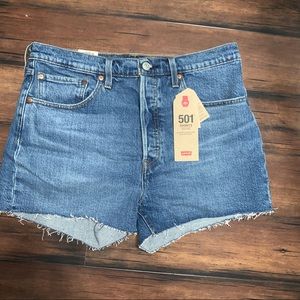 Levi’s 501 high rise denim shorts size 31